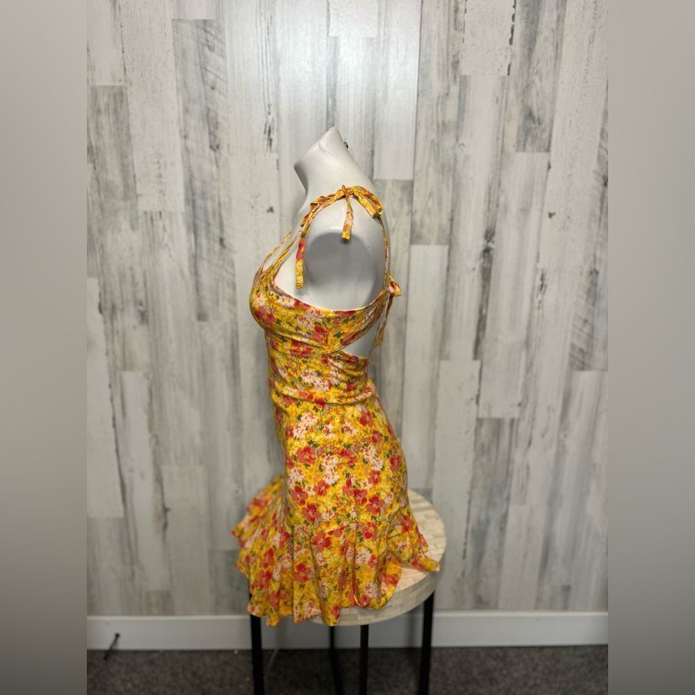 Wild Fable Yellow Floral Tie Strap Dress Womens Size Extra Small XS Cutout Ruffl - Picture 5 of 6